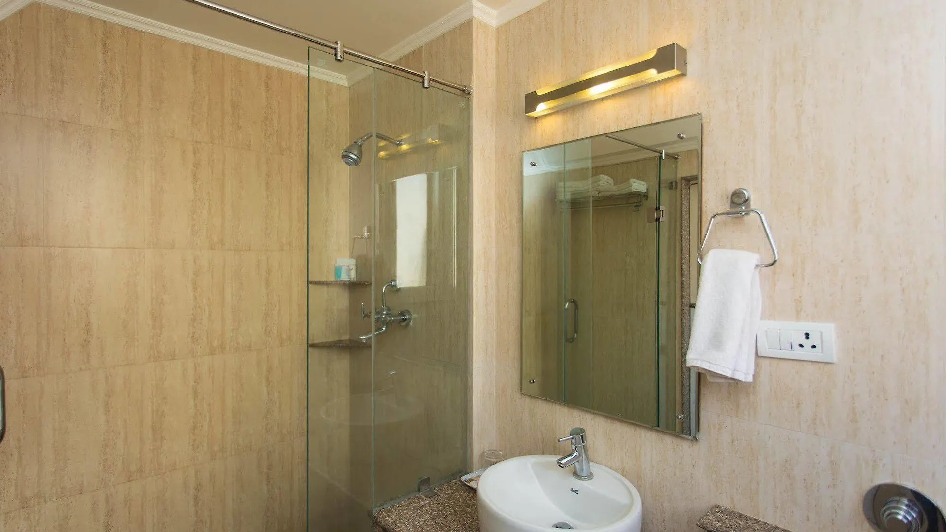 Hotel Marshyangdi Катманду